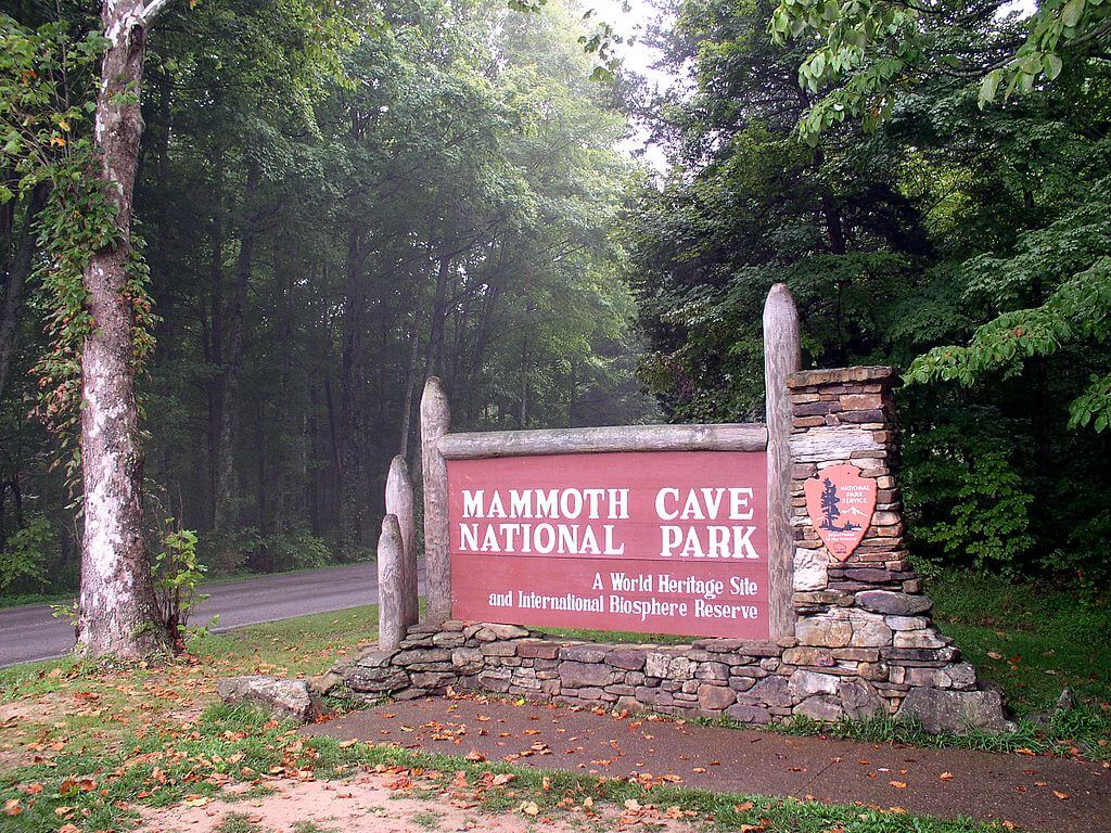 Mammoth Cave National Park Entrance Sign, featuring the National Park Service Logo.